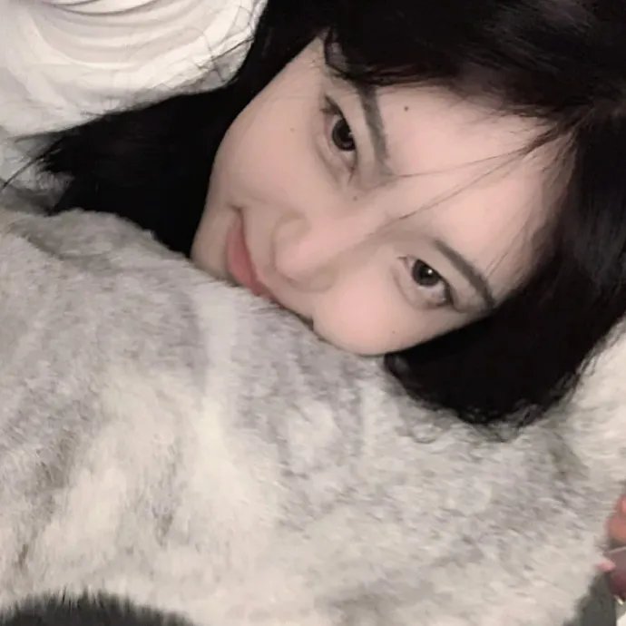 无情何必怨相逢